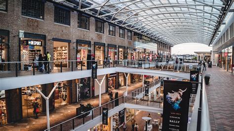 birkenhead point outlet shops.